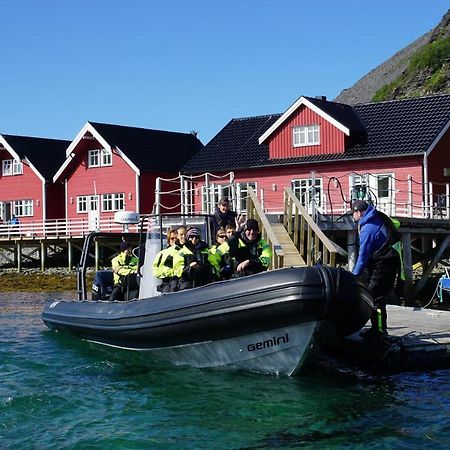 Sarnes Seaside Cabins Honningsvag Bagian luar foto
