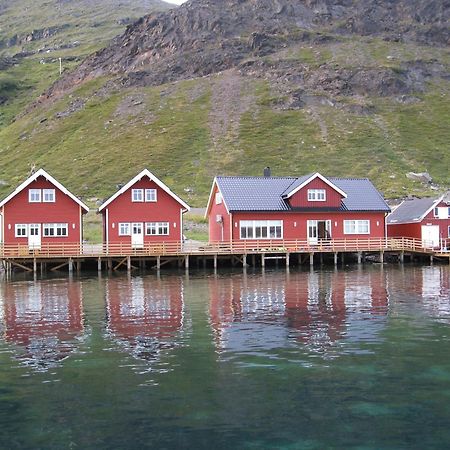 Sarnes Seaside Cabins Honningsvag Bagian luar foto