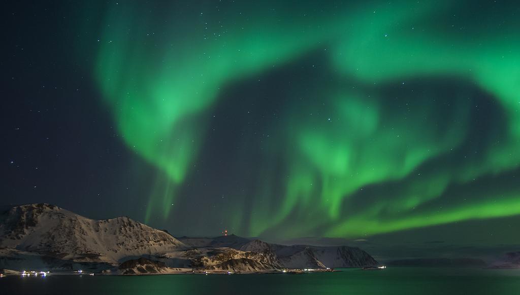 Sarnes Seaside Cabins Honningsvag Bagian luar foto